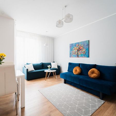 Nice Apartment - Near Sky Tower - Private Parking Wrocław Extérieur photo